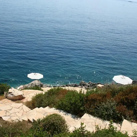 Beachfront Villa Eva Villa *